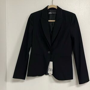 Zara black blazer size 4- BRAND NEW